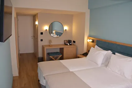 arethusa-hotel_athens-greece_acropollis-view_double-room_05_original_resize