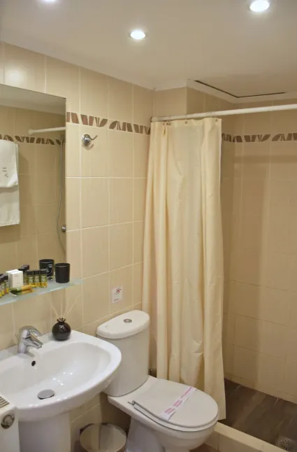 arethusa-hotel_athens-greece_single-room_05_original