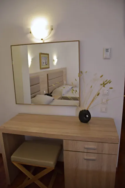 arethusa-hotel_athens-greece_triple-room_07_original