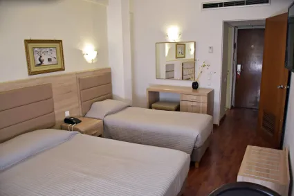 arethusa-hotel_athens-greece_triple-room_09_original