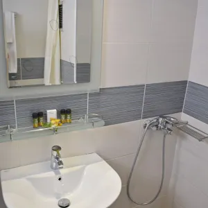 arethusa-hotel_athens-greece_double-twin-room_03_original