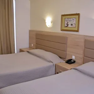 arethusa-hotel_athens-greece_triple-room_01_original