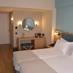 arethusa-hotel_athens-greece_acropollis-view_double-room_05_original_resize