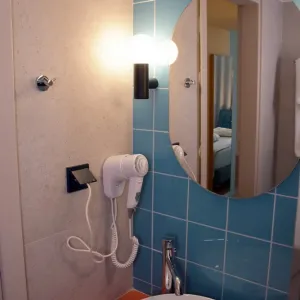 arethusa-hotel_athens-greece_acropollis-view_double-room_17_original_resize